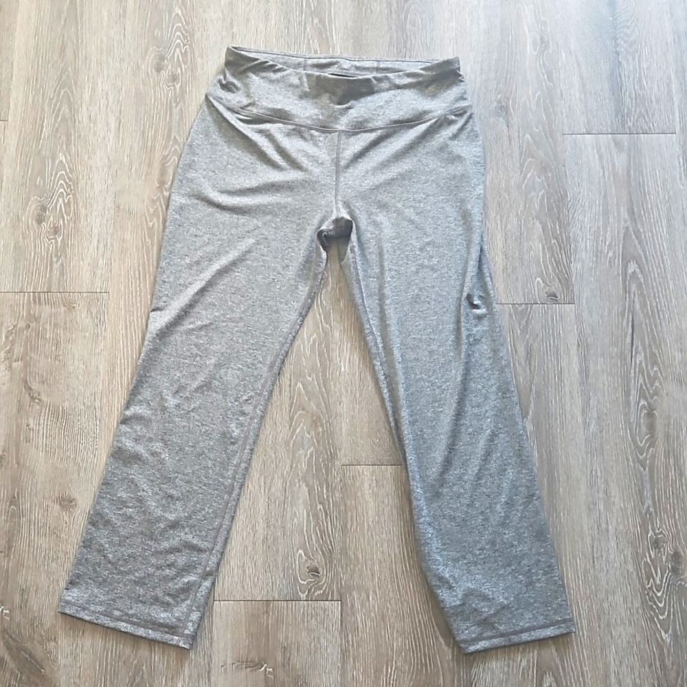 Gray and Black AVIA JOGGERS XL